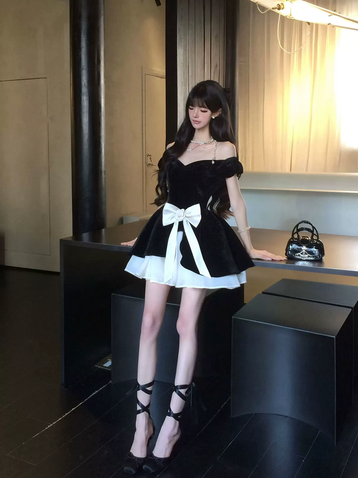 Siyah Beyaz Lolita Elbise - ürün görseli 5