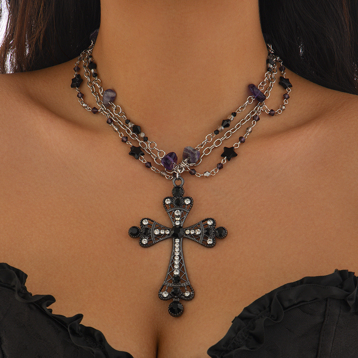 Eprolo Kristal Detaylı Haç Kolye with sparkling crystal accents on a silver chain, close-up view of the religious pendant.
