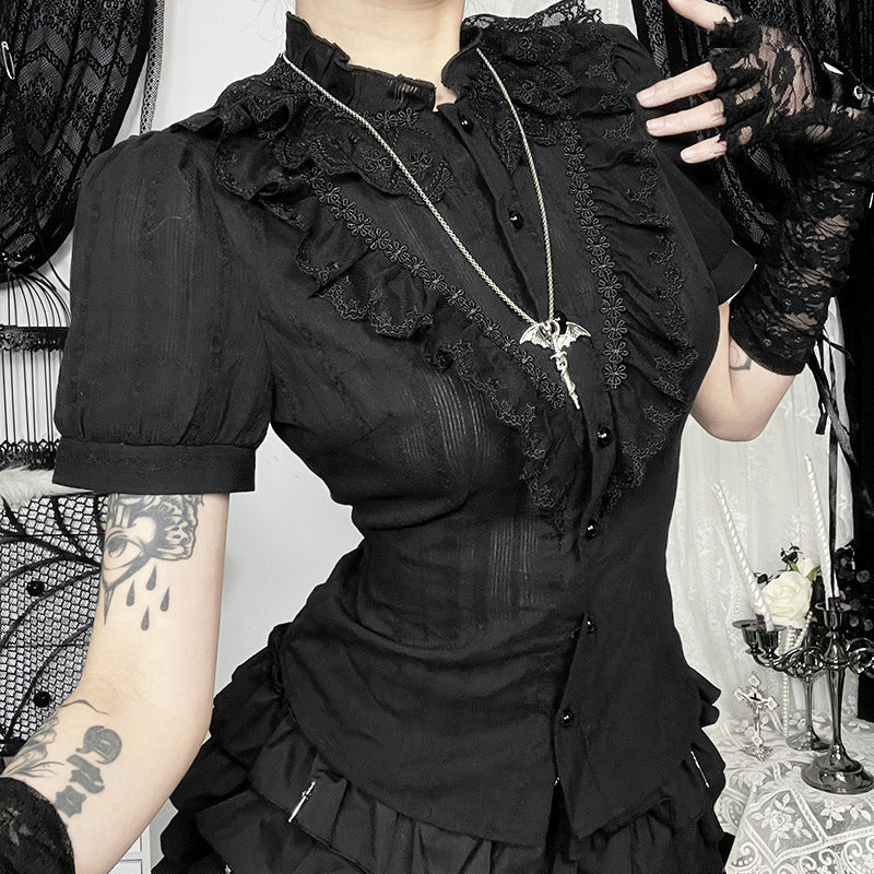 Eprolo Lolita/Gotik Dar Kesim Gömlek featuring a fitted design with lace details and dark, gothic style fabric.