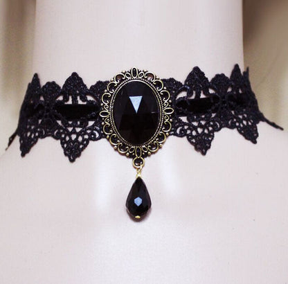 Eprolo Gothic retro lace necklace with intricate floral lace design and vintage-inspired metal chain.