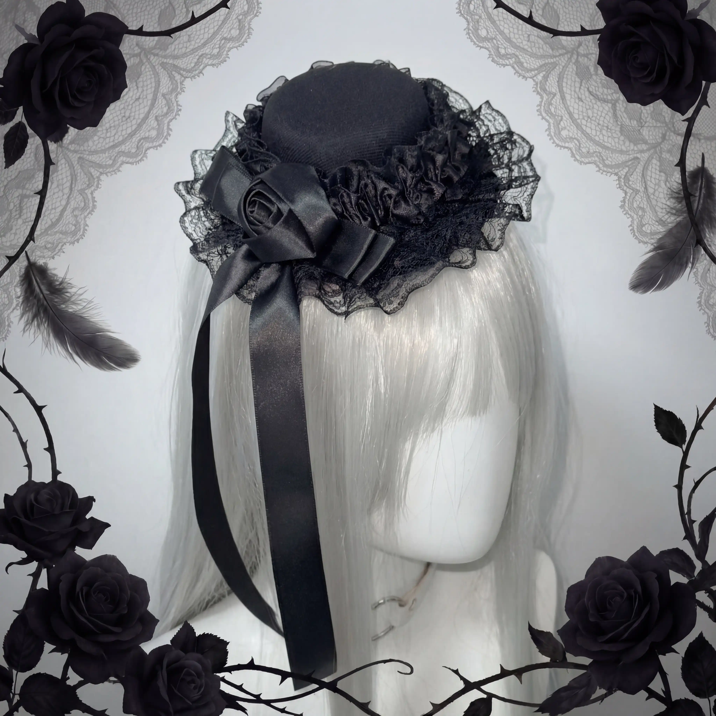 Siyah Güllü Gotik Lolita Bonnet