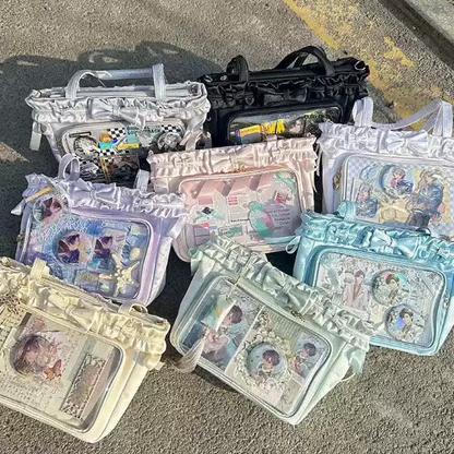 Fiyonk Detaylı Lolita Ita Çanta – Büyük Kapasiteli Omuz Çantas