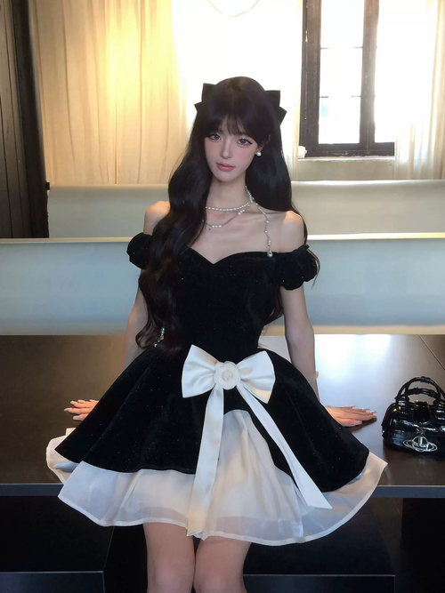 Siyah Beyaz Lolita  Elbise