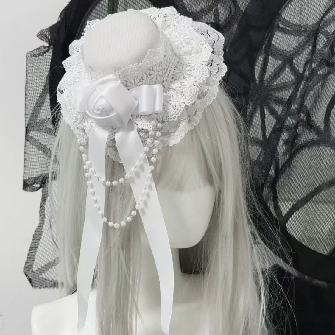Siyah Güllü Gotik Lolita Bonnet