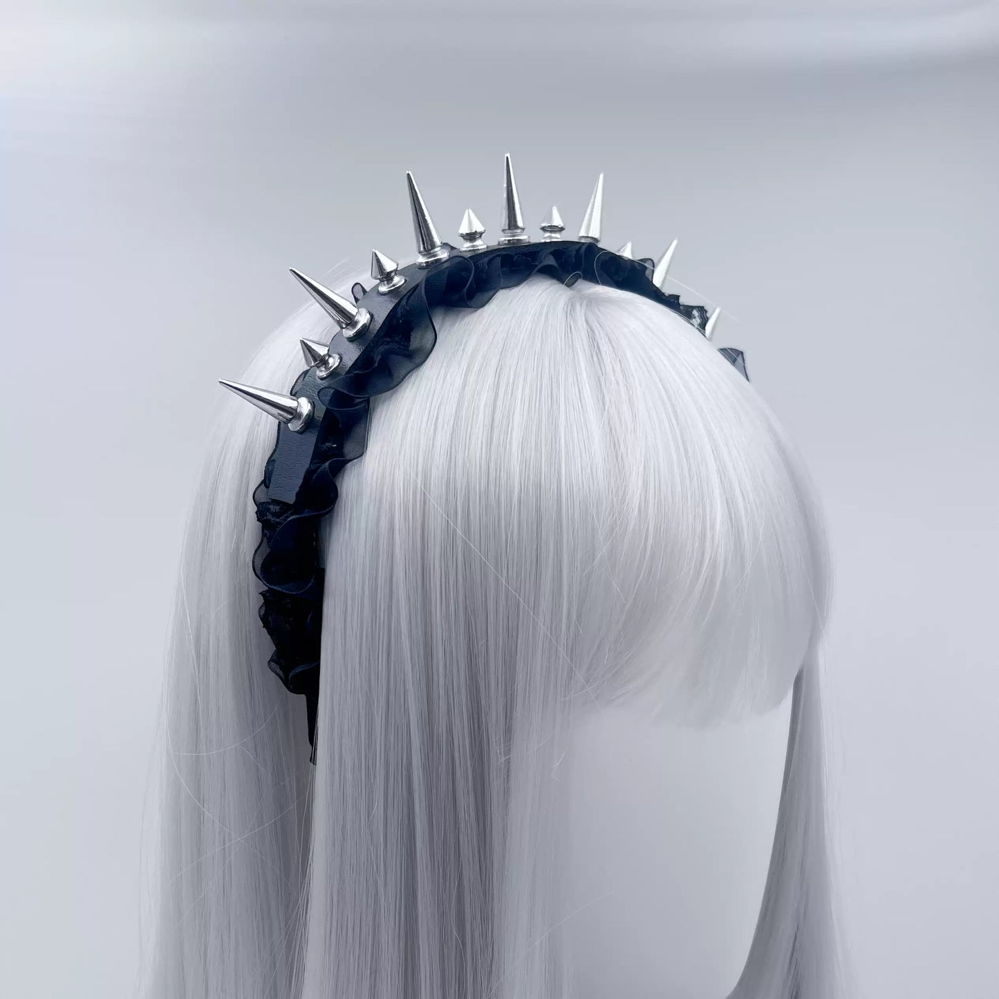 Spikelı Gotik Taç