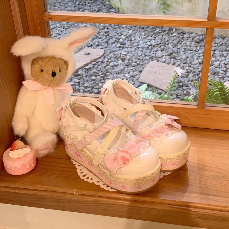 Strawberry Limited Lolita Platform Ayakkabı