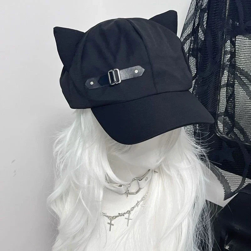 Eprolo Kedi Kulaklı Ressam Şapka with colorful cat ear design, lightweight fabric, perfect for artistic and casual wear.
