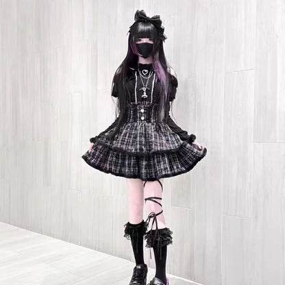 Eprolo Japon stil Lolita dantel fiyonk mini etek ve bluz, şık ve detaylı kadın cosplay kıyafeti, dantel ve fiyonk detaylarıyla.