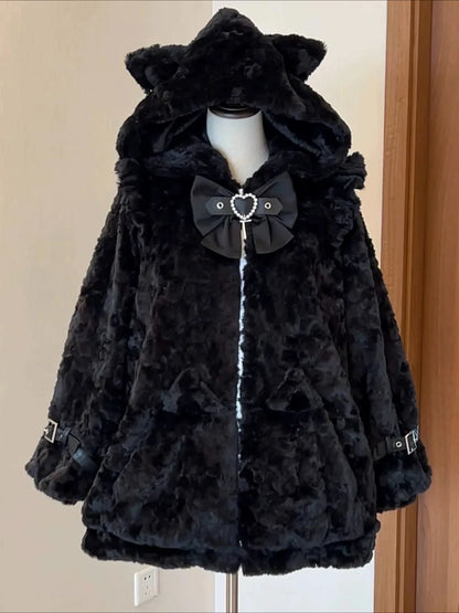 Eprolo Kedi kulaklı peluş kapüşonlu ceket in soft plush fabric with feline ear details, cozy and stylish for cold weather.