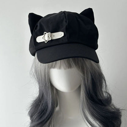 Eprolo Kedi Kulaklı Ressam Şapka, colorful fabric with cat ear design, worn by a person in an outdoor setting.