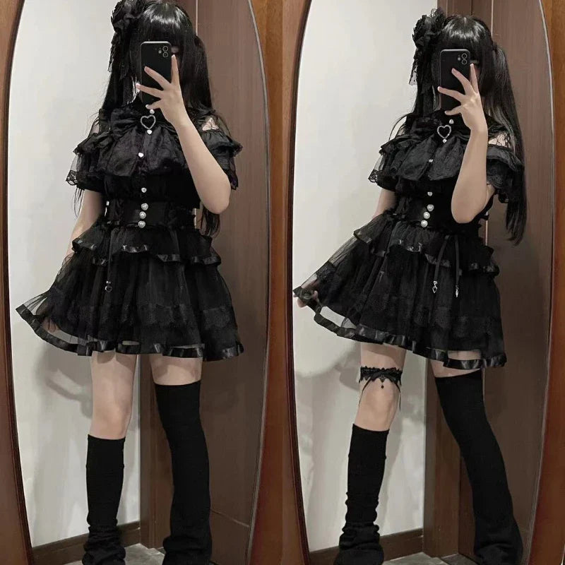 Shadora Jirai Kei kawaii lace Lolita blouse featuring intricate lace details and a delicate, feminine design.