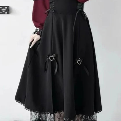 Bordo dantel detaylı Jirai Kei Lolita uzun elbise, eprolo marka, with elegant lace accents and flowing fabric.