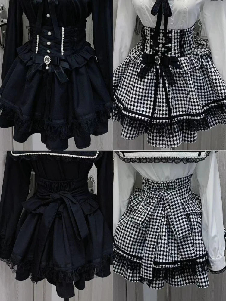 Eprolo vintage Japon Kareli Siyah mini etek with classic black and white checkered pattern, stylish and versatile for casual wear