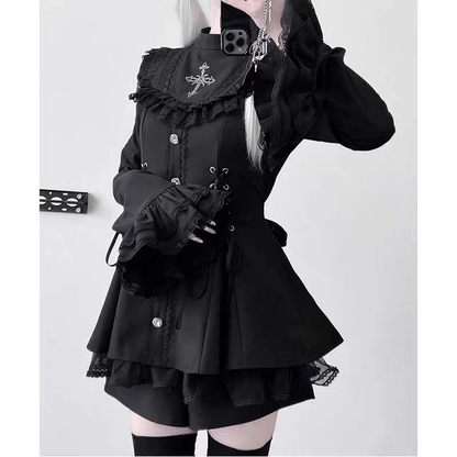 Shadora Fiyonklu Dantelli Mini Elbise with lace detailing and ruffled hem, showcased on a hanger.