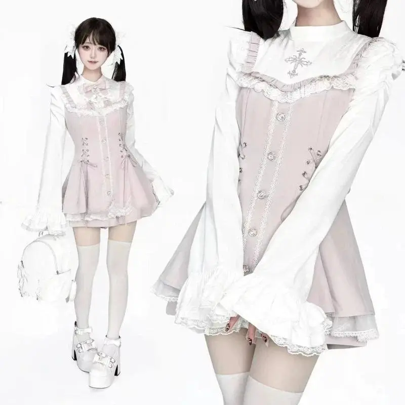Eprolo Zarif long-sleeve dress and shorts set displayed on a mannequin, featuring a stylish design and elegant fabric.