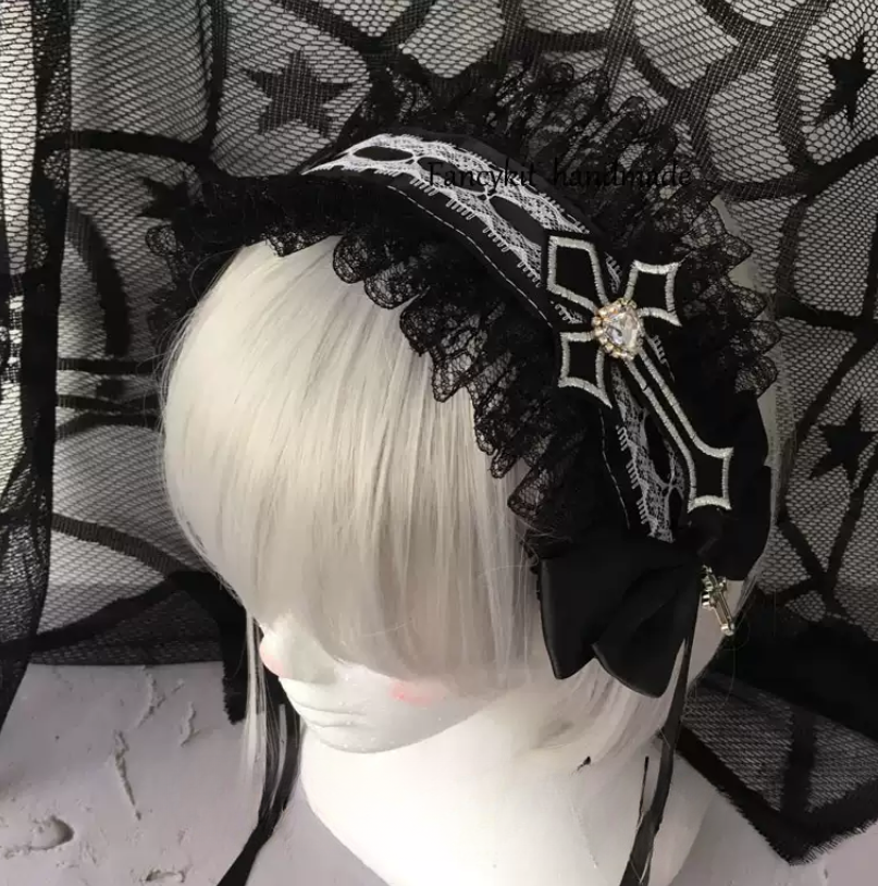 Haç Detaylı Dantelli Gotik Lolita Taç