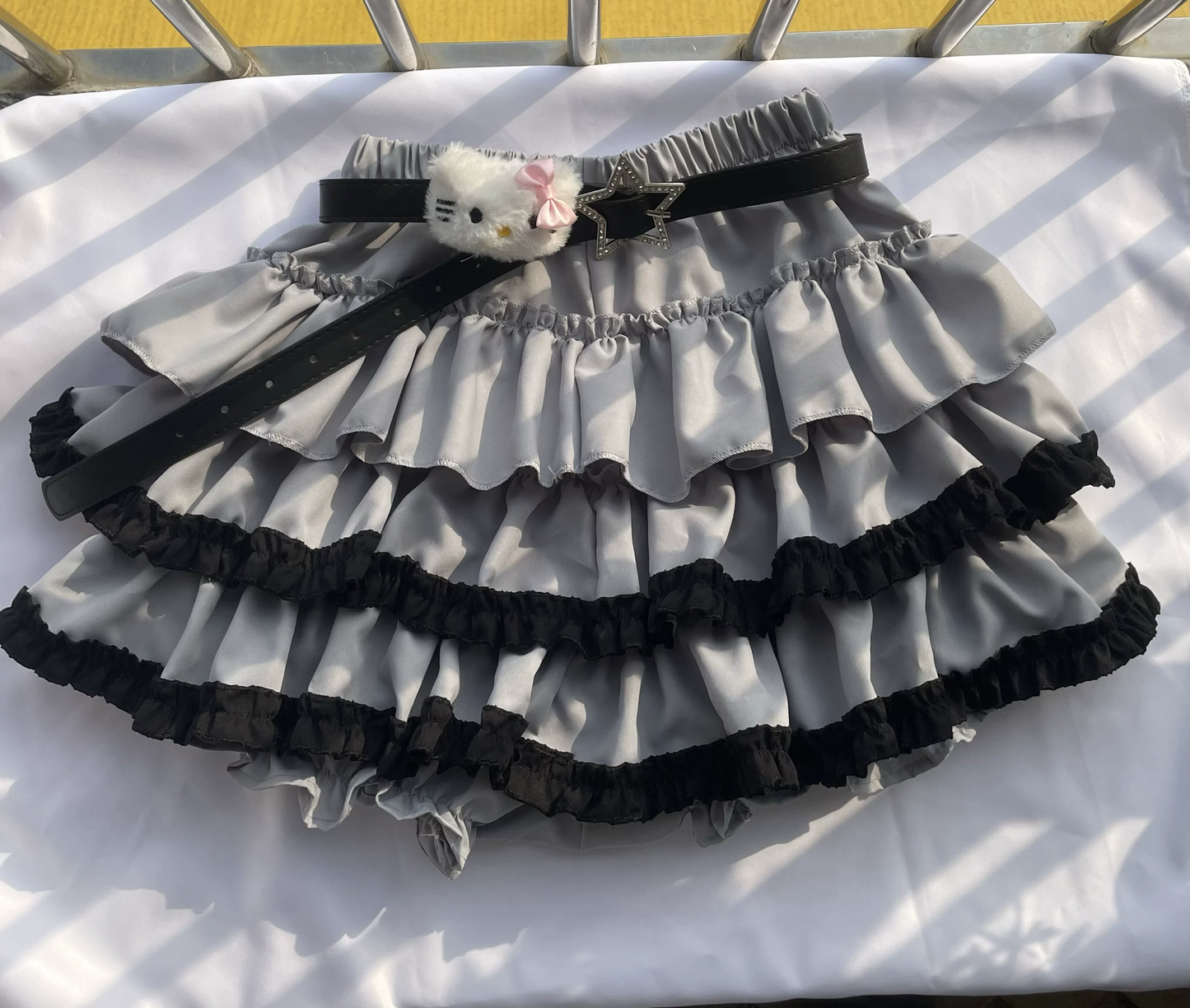 Çeşitli Fırfırlı Etekler