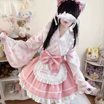 Çilek Desenli Fırfırlı Kimono Elbise
