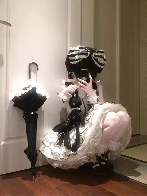 Tavşan Detaylı Siyah Beyaz Lolita Elbise