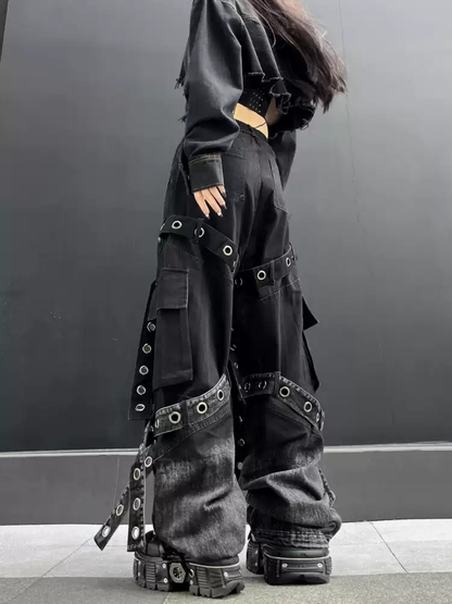 Halka Detaylı Siyah Pantolon