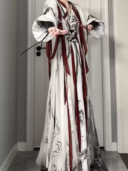 Beyaz İşlemeli Hanfu