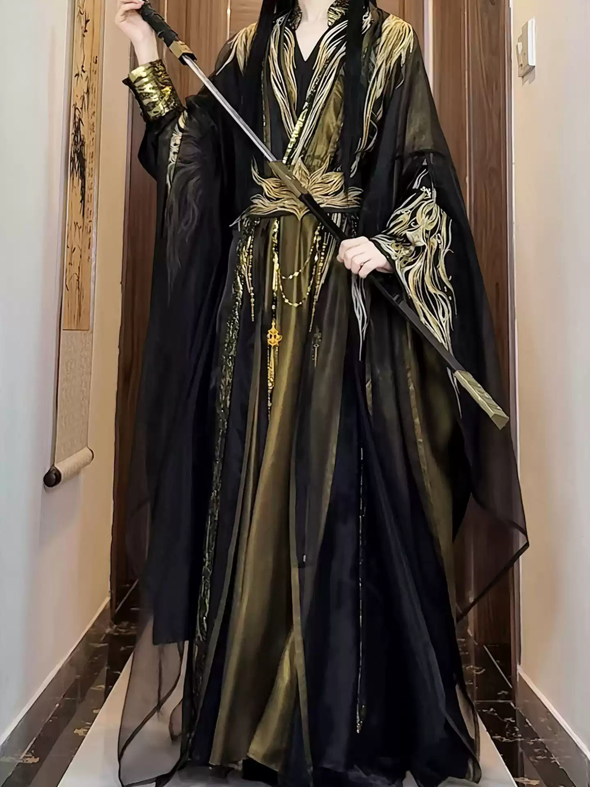 Siyah/Sarı İşlemeli Hanfu