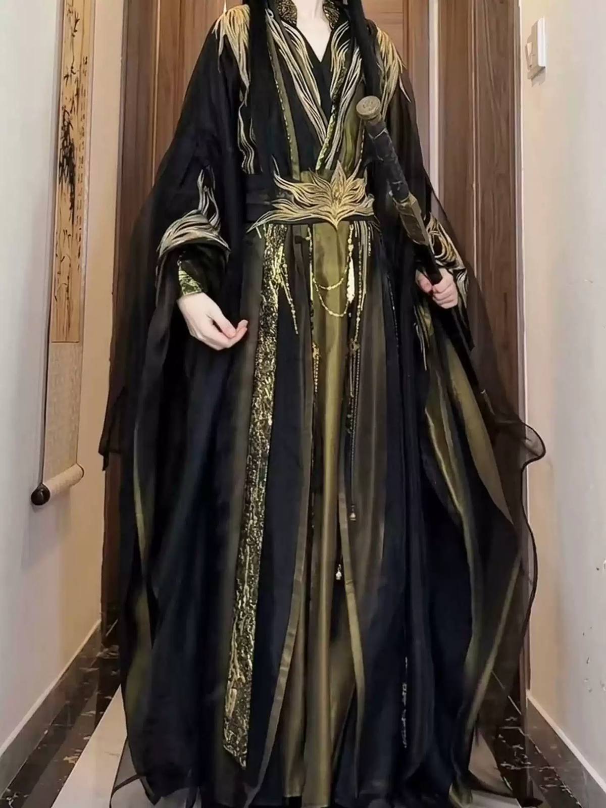 Siyah/Sarı İşlemeli Hanfu